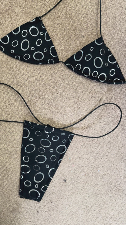 Micro String Black Bubbles